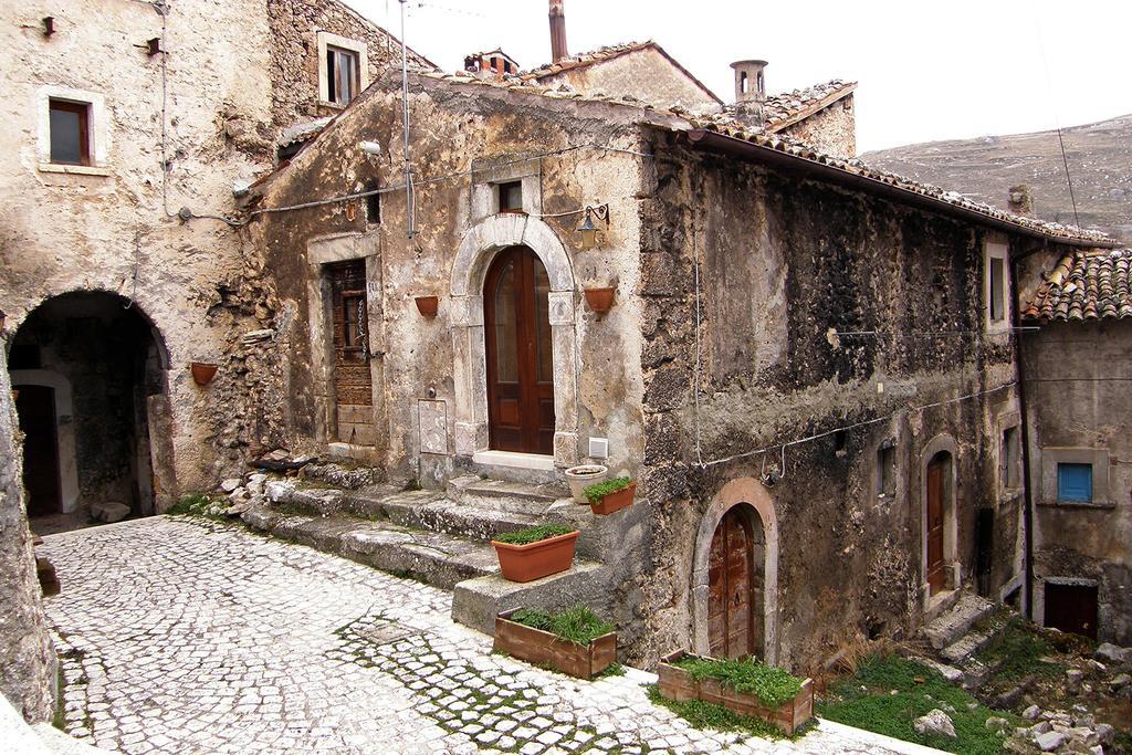 La Locanda sul Lago Santo Stefano Di Sessanio Exterior foto