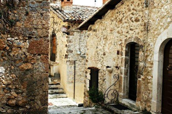 La Locanda sul Lago Santo Stefano Di Sessanio Exterior foto